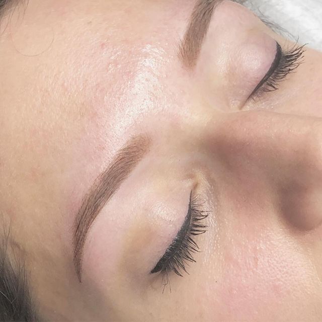 Resultaat powder brows: zacht ingeschaduwde wenkbrauw